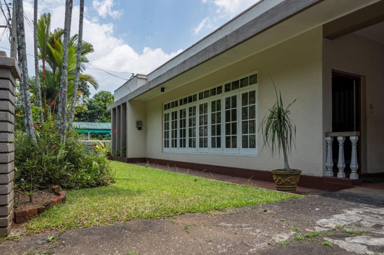 Kandy Twin Hostel מראה חיצוני תמונה